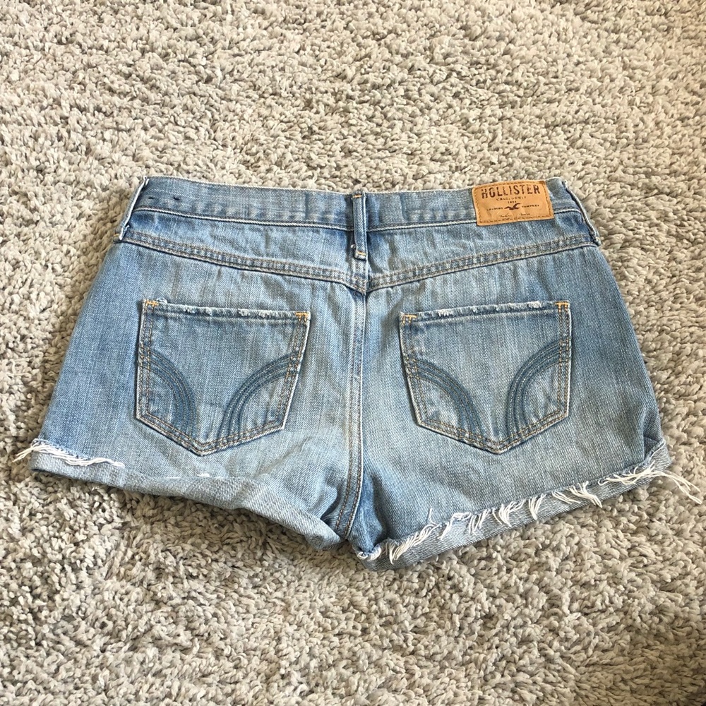 Hollister jeweled jean shorts - Picture 3 of 3
